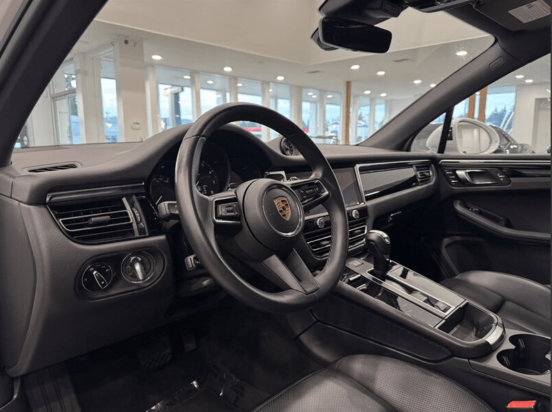 2024 Porsche Macan Base Gladstone OR