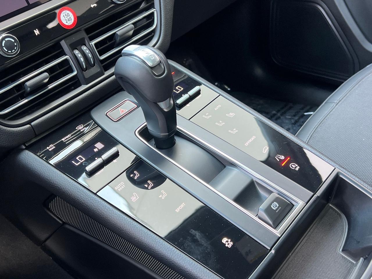 2024 Porsche Macan Base Indianapolis IN