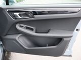 2024 Porsche Macan Base Oshkosh WI