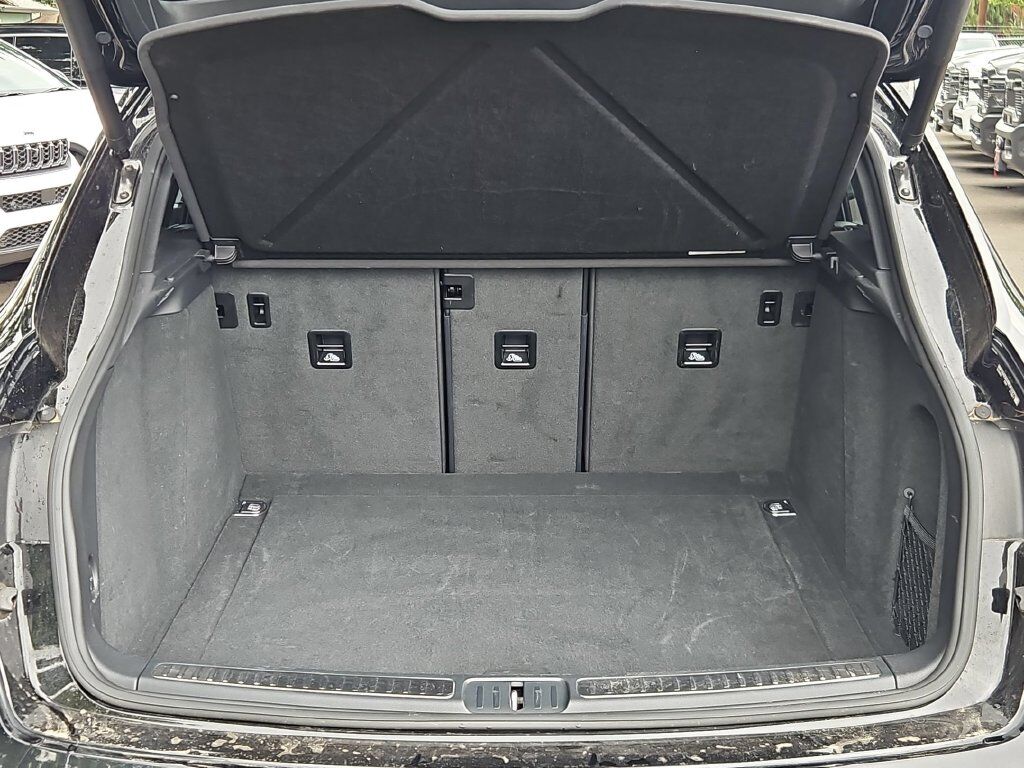 2024 Porsche Macan Base Gresham OR
