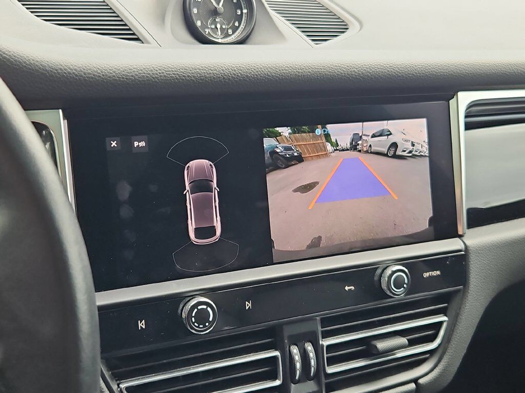 2024 Porsche Macan Base Gresham OR
