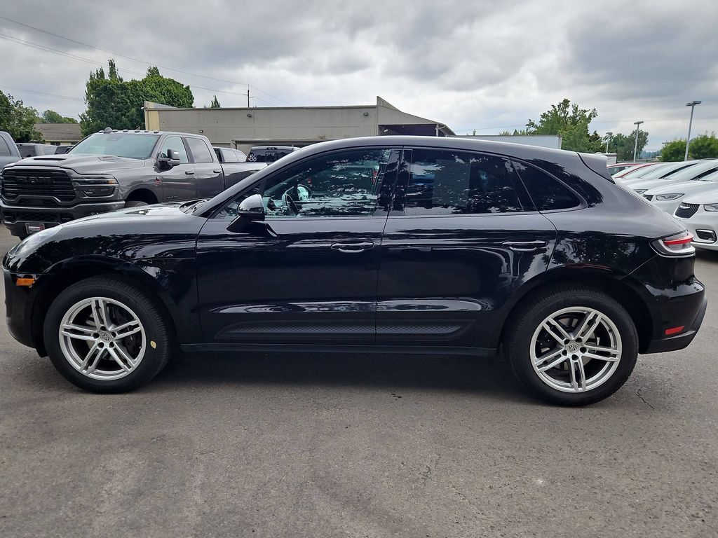 2024 Porsche Macan Base Gresham OR
