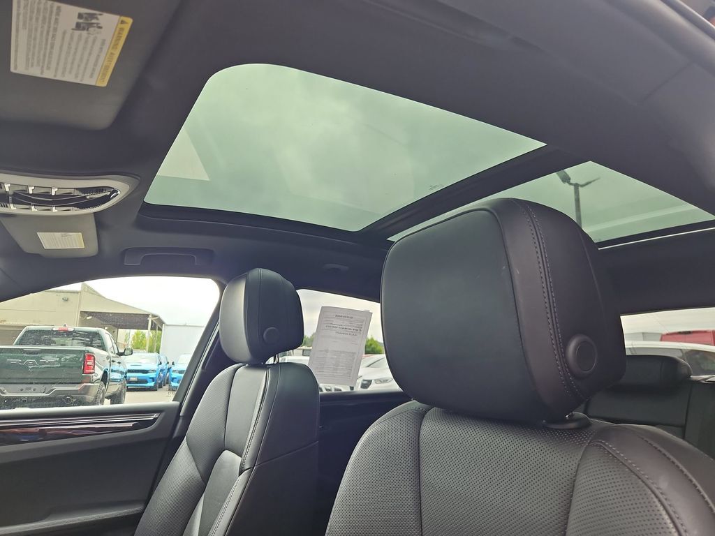 2024 Porsche Macan Base Gresham OR