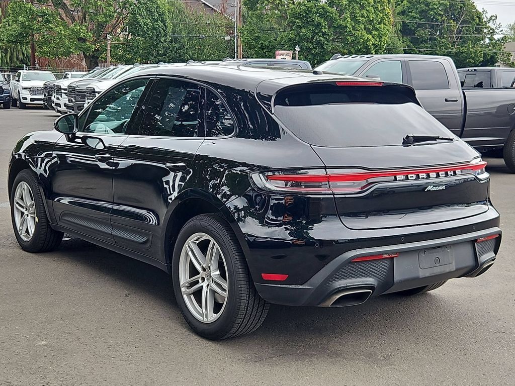 2024 Porsche Macan Base Gresham OR