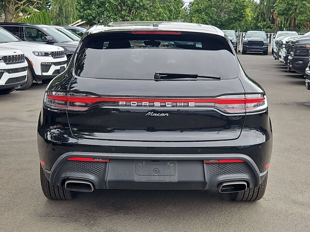 2024 Porsche Macan Base Gresham OR