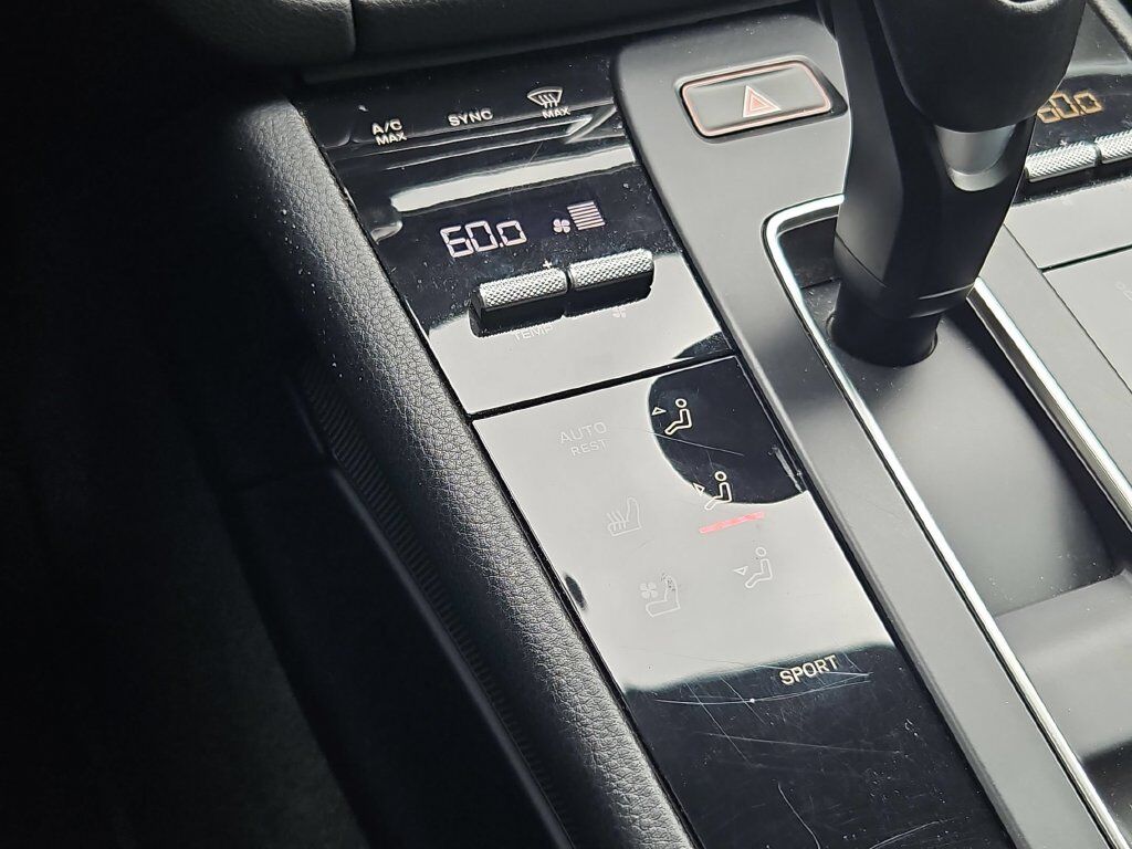 2024 Porsche Macan Base Gresham OR