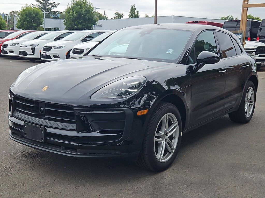 2024 Porsche Macan Base Gresham OR