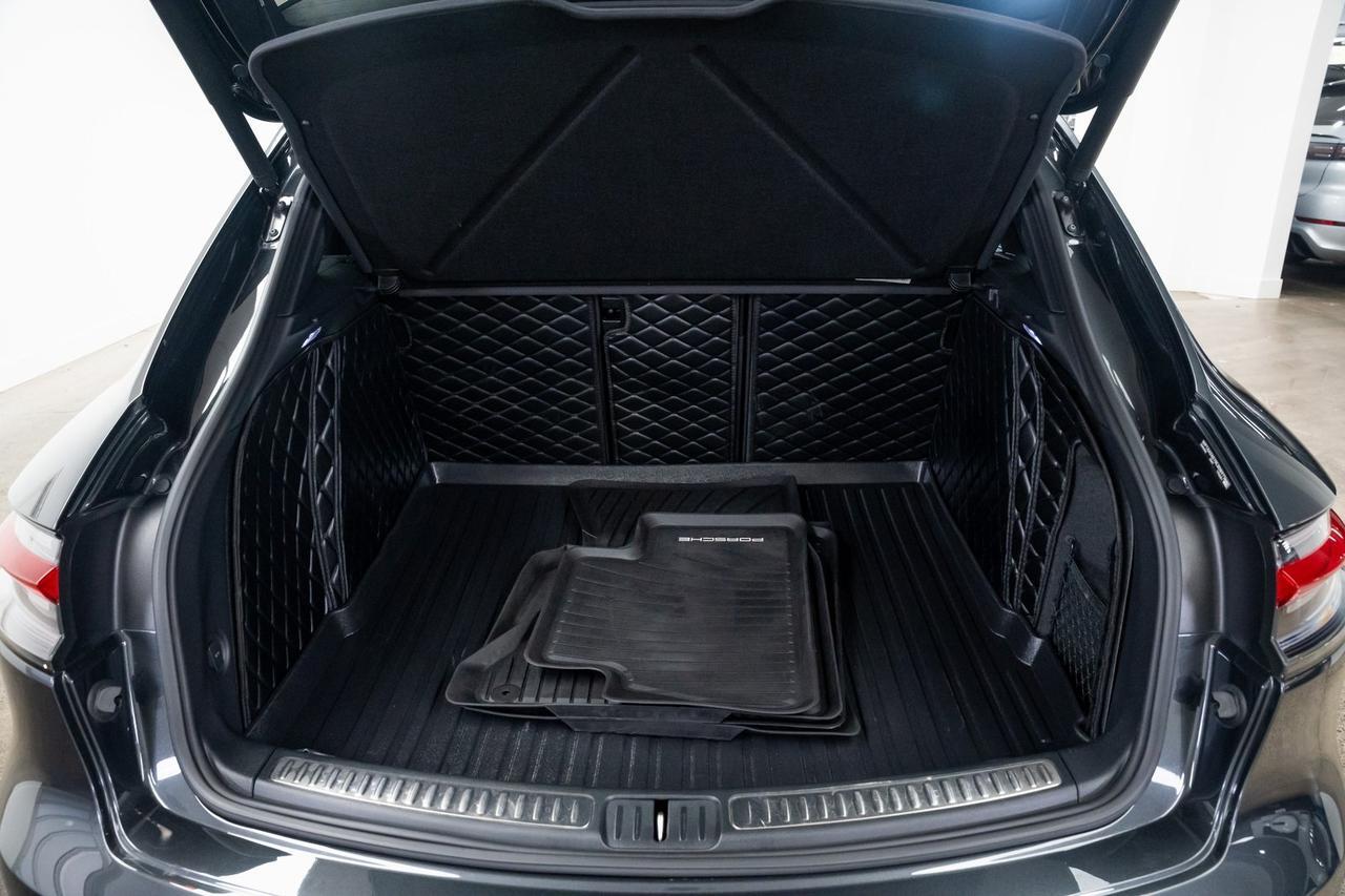 2024 Porsche Macan Base Vented Seats Premium Package Portland OR