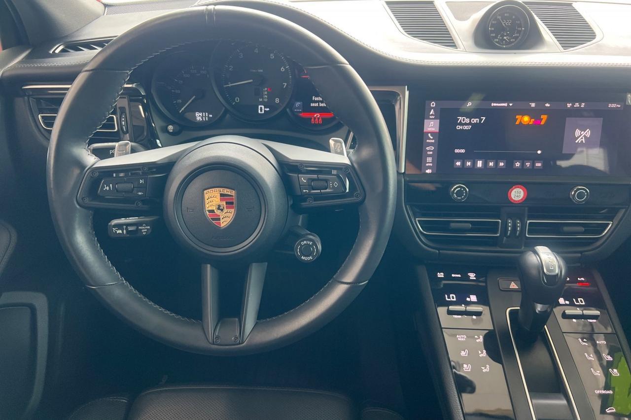 2024 Porsche Macan Base Ontario OR