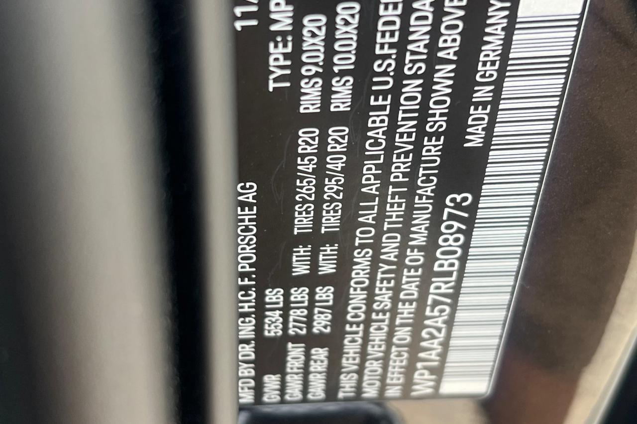 2024 Porsche Macan Base Ontario OR