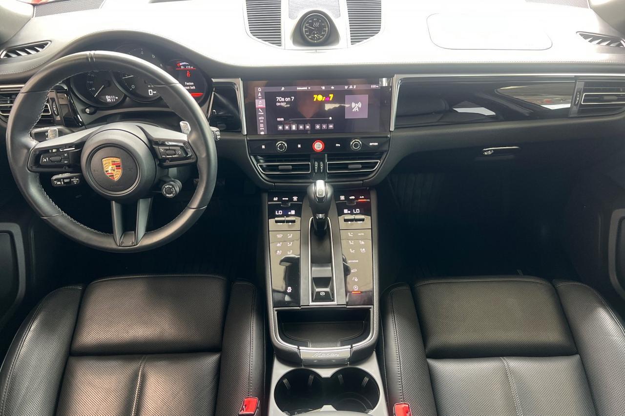 2024 Porsche Macan Base Ontario OR