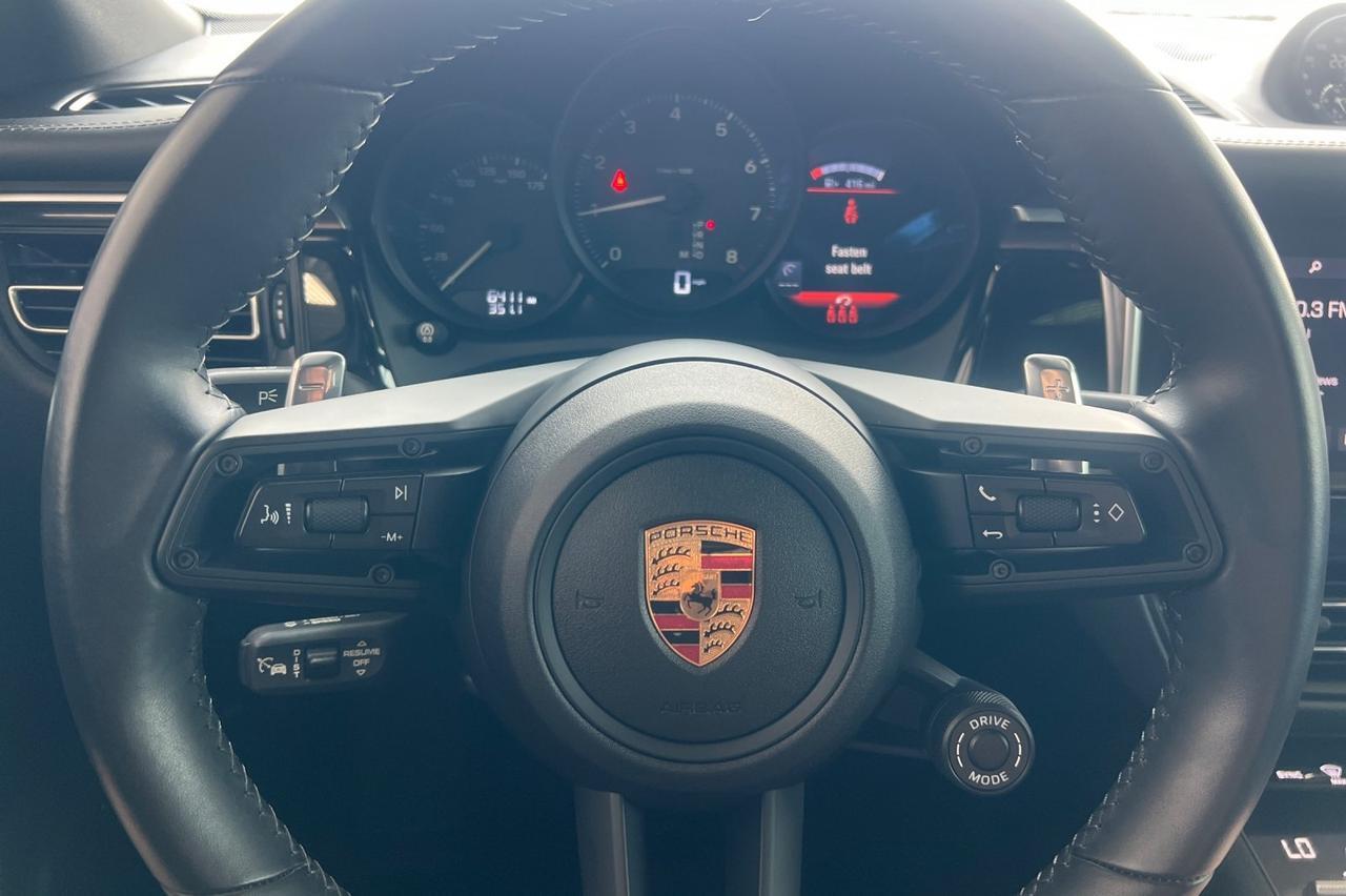 2024 Porsche Macan Base Ontario OR