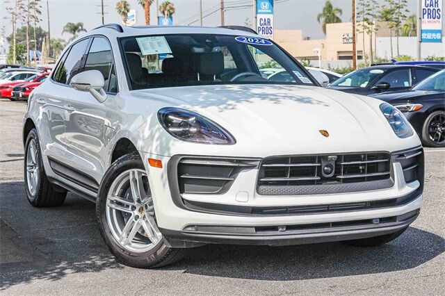 2024 Porsche Macan Base