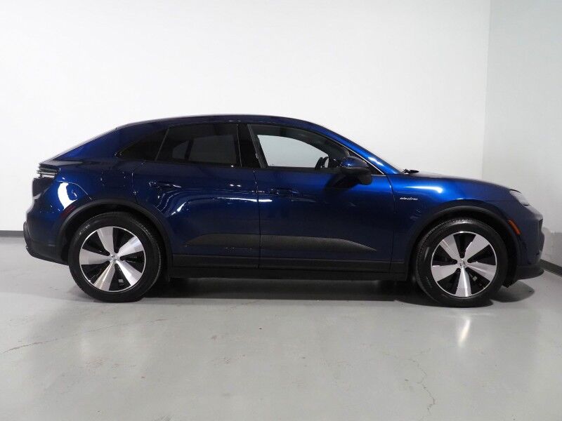 2024 Porsche Macan Electric 4 AWD *PREMIUM PKG, NAVIGATION, ADAPTIVE CRUISE, SAFETY ALERTS, 360 CAMERAS, PANO MOONROOF, LEATHER, CLIMATE/MASSAGE SEATS, HEATED STEERING, BOSE, WIRELESS CHARGING, APPLE CARPLAY Round Rock TX