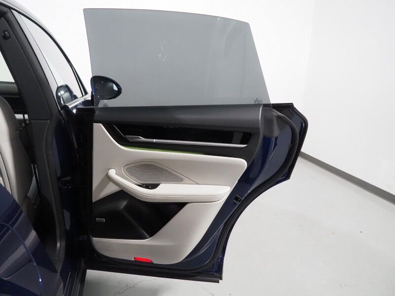 2024 Porsche Macan Electric 4 AWD *PREMIUM PKG, NAVIGATION, ADAPTIVE CRUISE, SAFETY ALERTS, 360 CAMERAS, PANO MOONROOF, LEATHER, CLIMATE/MASSAGE SEATS, HEATED STEERING, BOSE, WIRELESS CHARGING, APPLE CARPLAY Round Rock TX