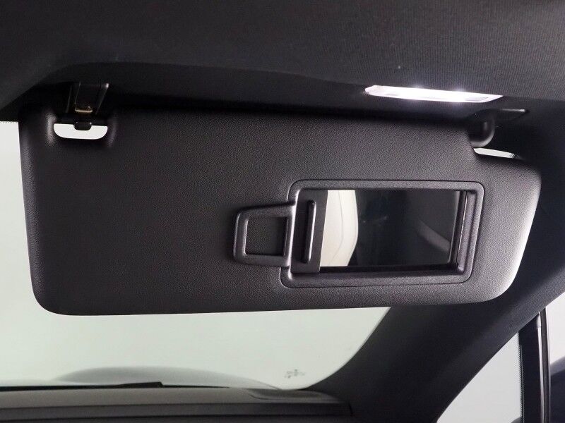 2024 Porsche Macan Electric 4 AWD *PREMIUM PKG, NAVIGATION, ADAPTIVE CRUISE, SAFETY ALERTS, 360 CAMERAS, PANO MOONROOF, LEATHER, CLIMATE/MASSAGE SEATS, HEATED STEERING, BOSE, WIRELESS CHARGING, APPLE CARPLAY Round Rock TX