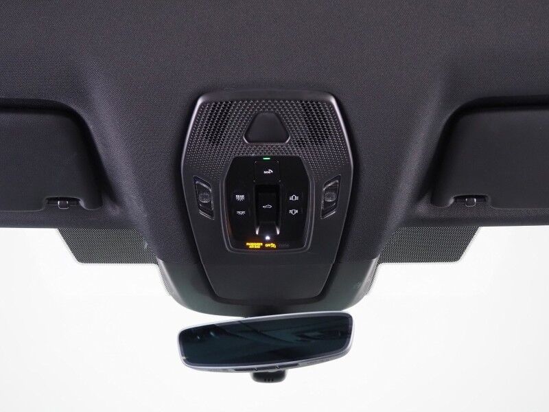 2024 Porsche Macan Electric 4 AWD *PREMIUM PKG, NAVIGATION, ADAPTIVE CRUISE, SAFETY ALERTS, 360 CAMERAS, PANO MOONROOF, LEATHER, CLIMATE/MASSAGE SEATS, HEATED STEERING, BOSE, WIRELESS CHARGING, APPLE CARPLAY Round Rock TX