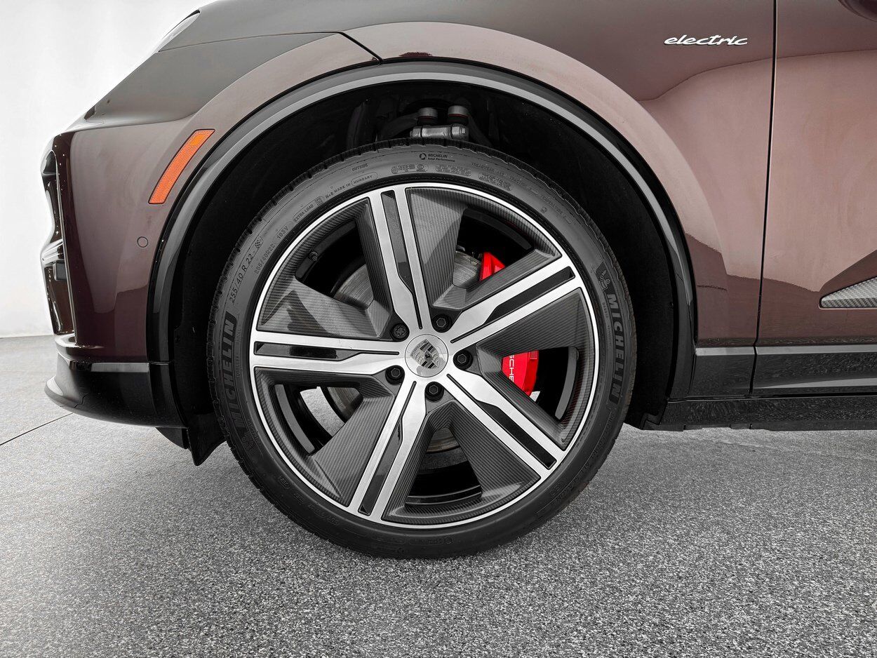 2024 Porsche Macan Electric Turbo Bellevue WA