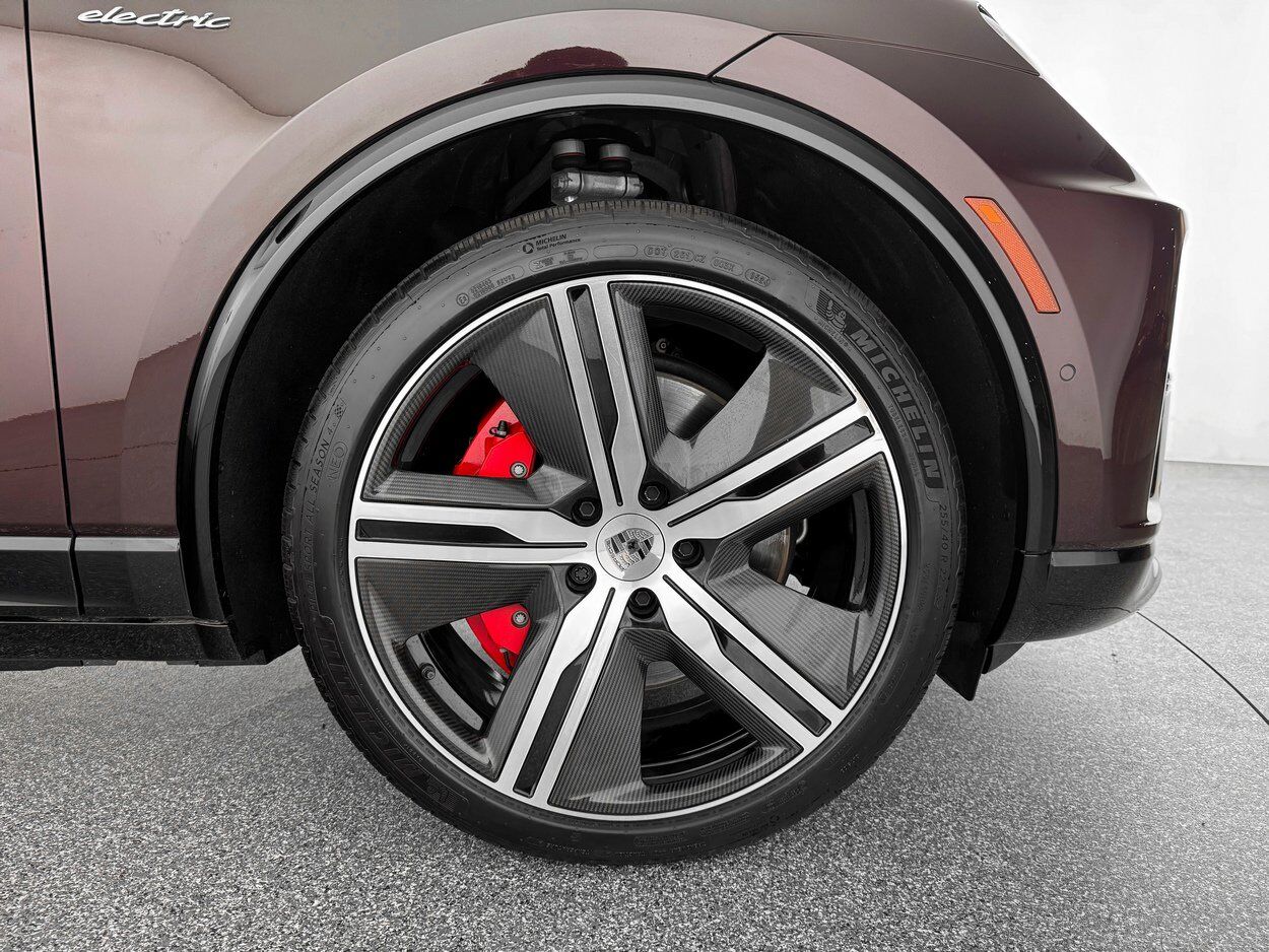 2024 Porsche Macan Electric Turbo Bellevue WA