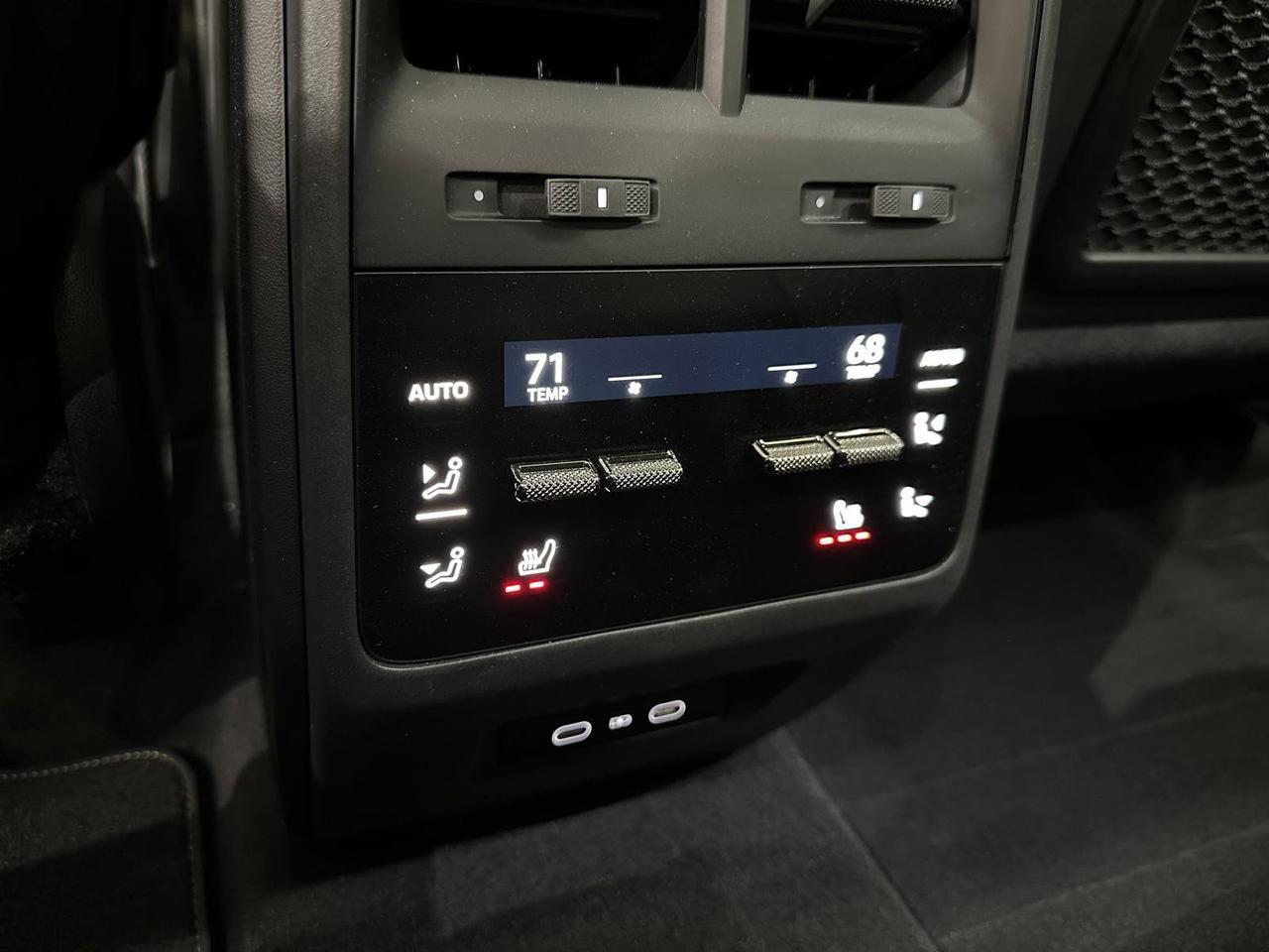 2024 Porsche Macan Electric Turbo Newark DE