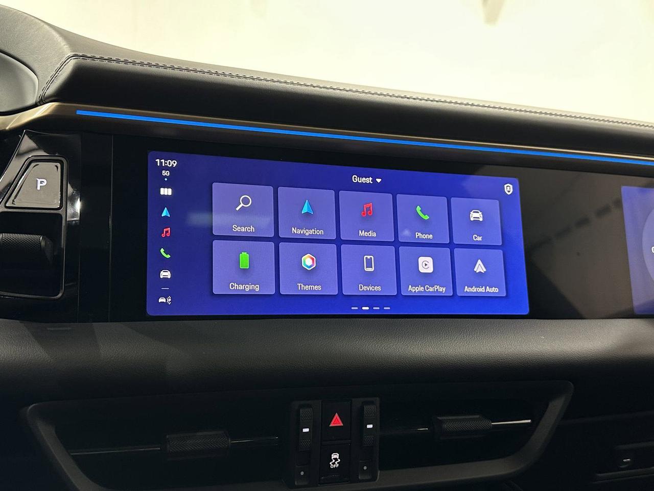 2024 Porsche Macan Electric Turbo Newark DE