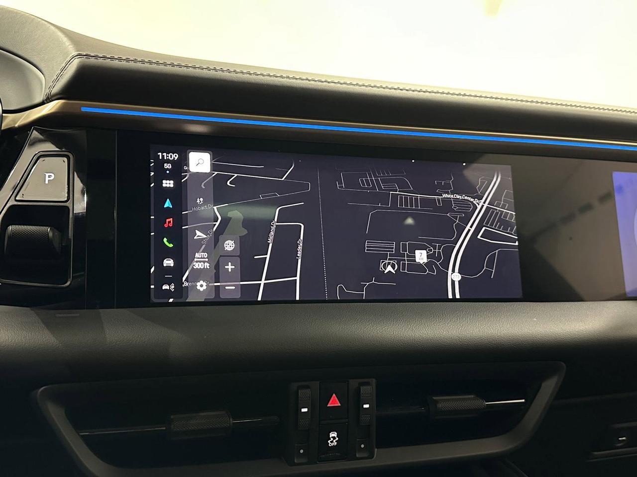 2024 Porsche Macan Electric Turbo Newark DE