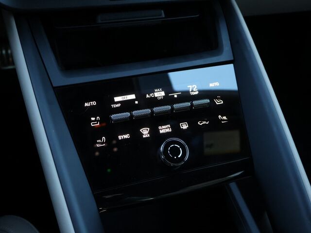 2024 Porsche Macan Electric Turbo Oshkosh WI