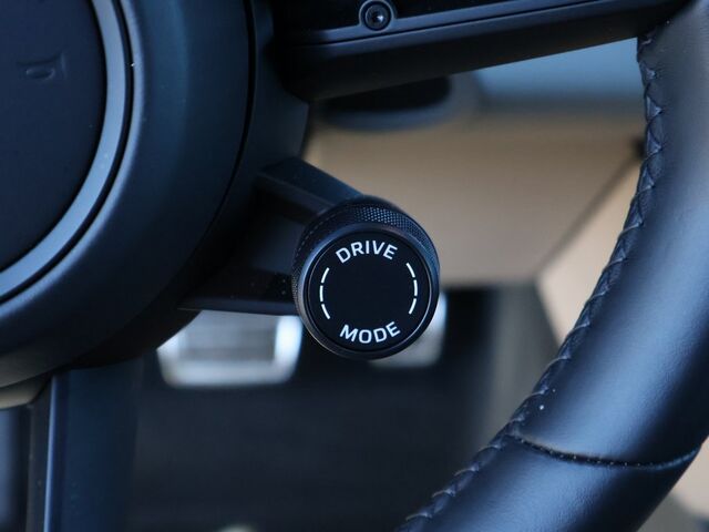 2024 Porsche Macan Electric Turbo Oshkosh WI