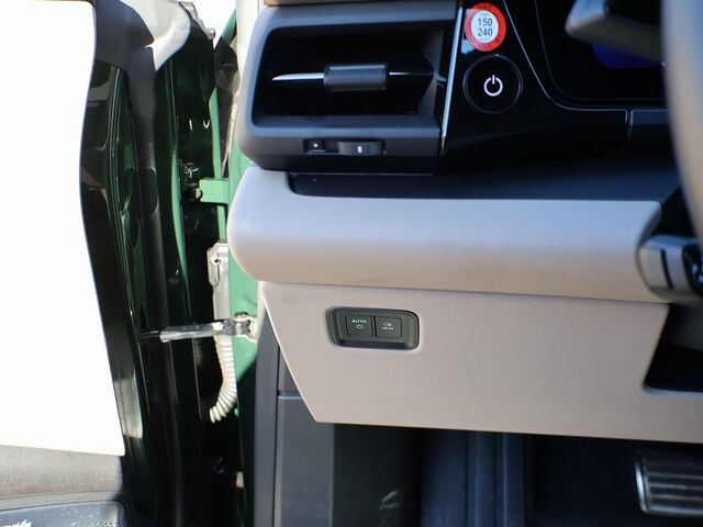 2024 Porsche Macan Electric Turbo Oshkosh WI