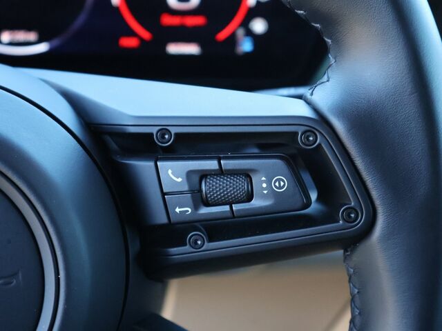 2024 Porsche Macan Electric Turbo Oshkosh WI