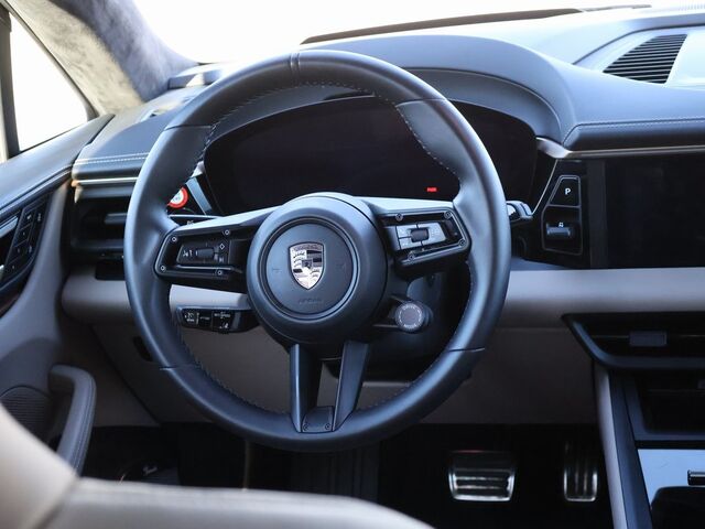 2024 Porsche Macan Electric Turbo Oshkosh WI