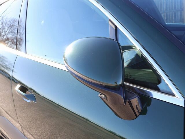 2024 Porsche Macan Electric Turbo Oshkosh WI 2024 Porsche Macan Electric Turbo Oshkosh WI