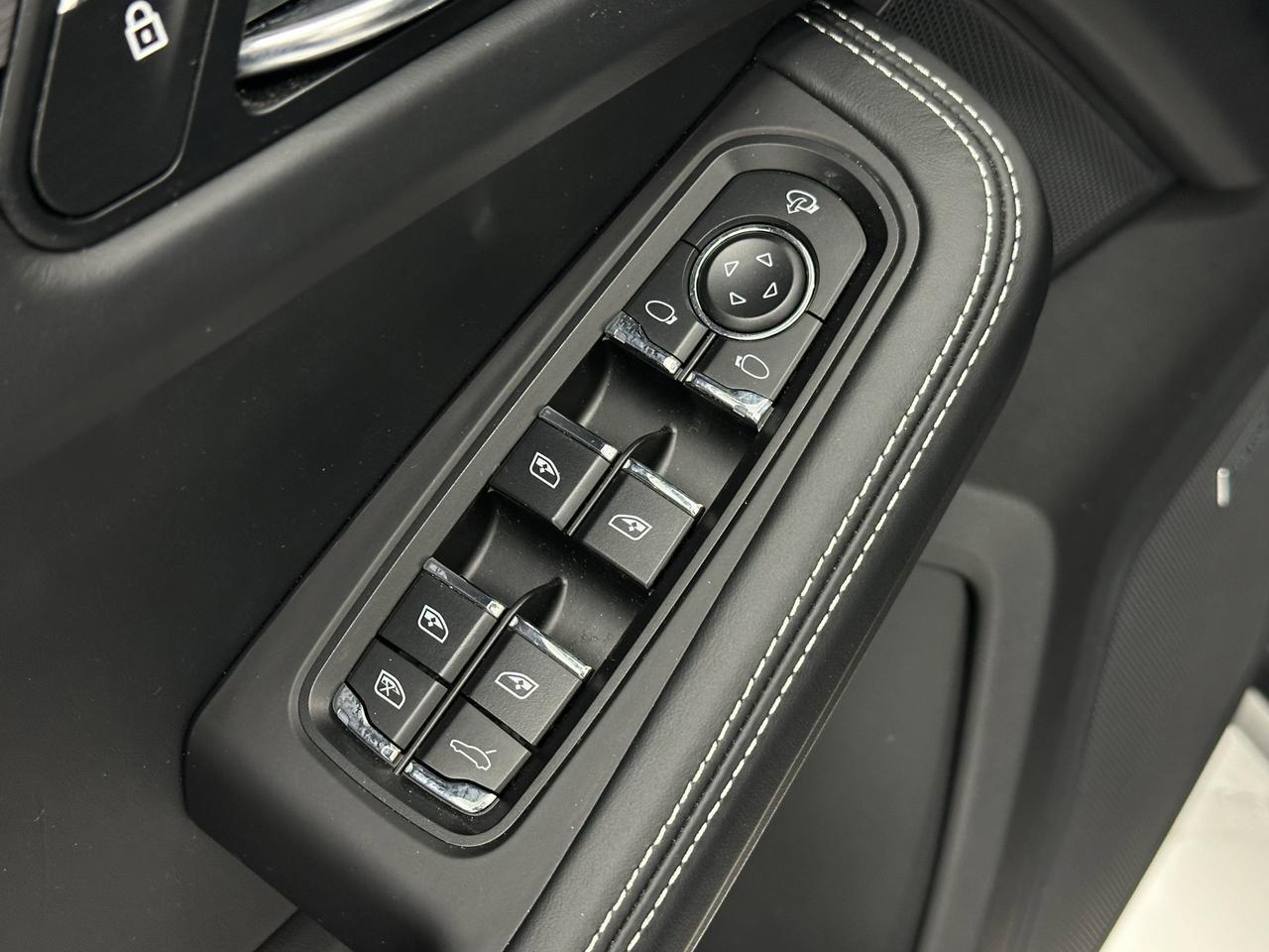 2024 Porsche Macan GTS Newark DE