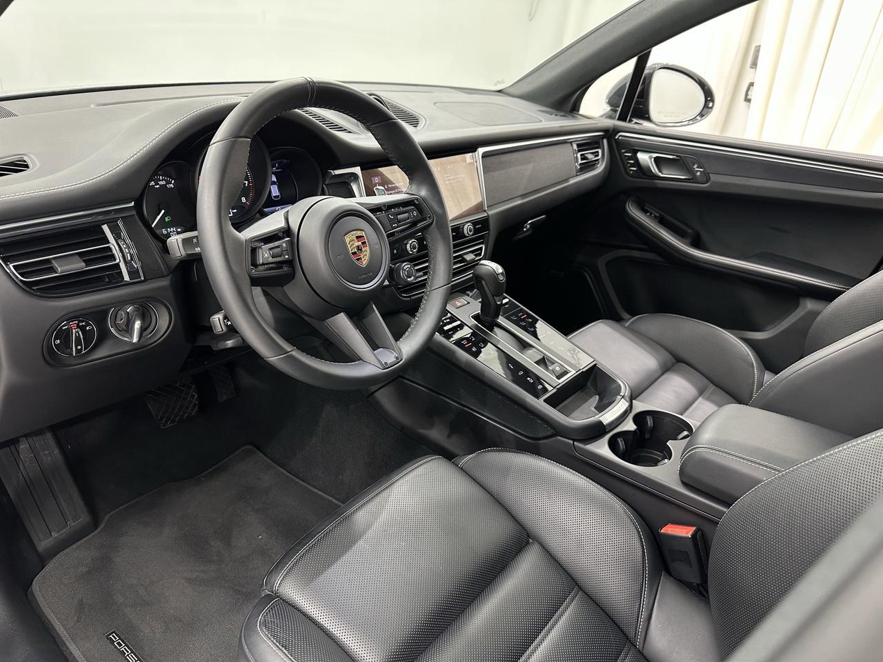 2024 Porsche Macan GTS Newark DE