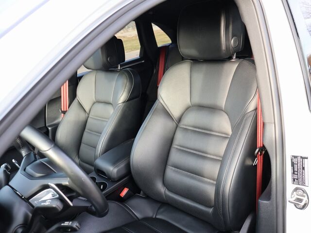 2024 Porsche Macan GTS Oshkosh WI