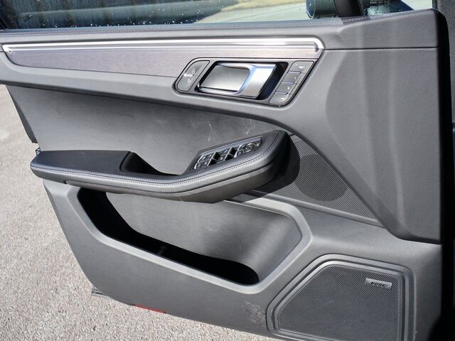 2024 Porsche Macan GTS Oshkosh WI 2024 Porsche Macan GTS Oshkosh WI