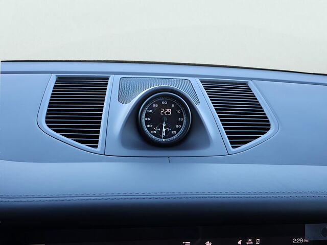 2024 Porsche Macan GTS Oshkosh WI 2024 Porsche Macan GTS Oshkosh WI