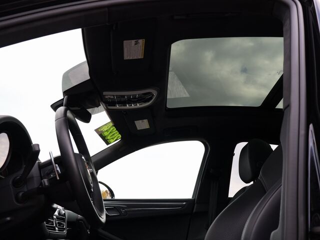 2024 Porsche Macan GTS Oshkosh WI