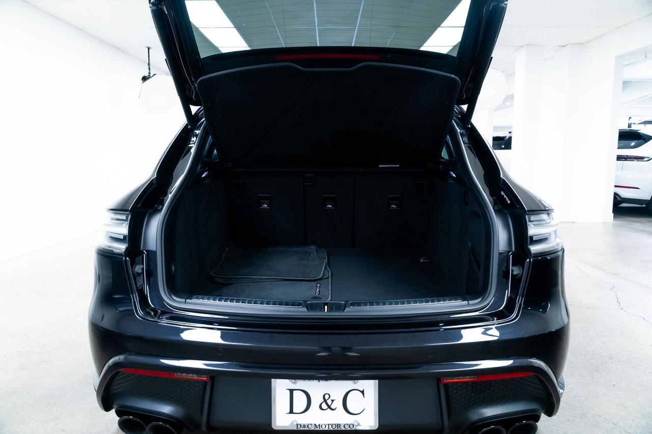 2024 Porsche Macan GTS Sport Chrono Package Ventilated Seats Portland OR
