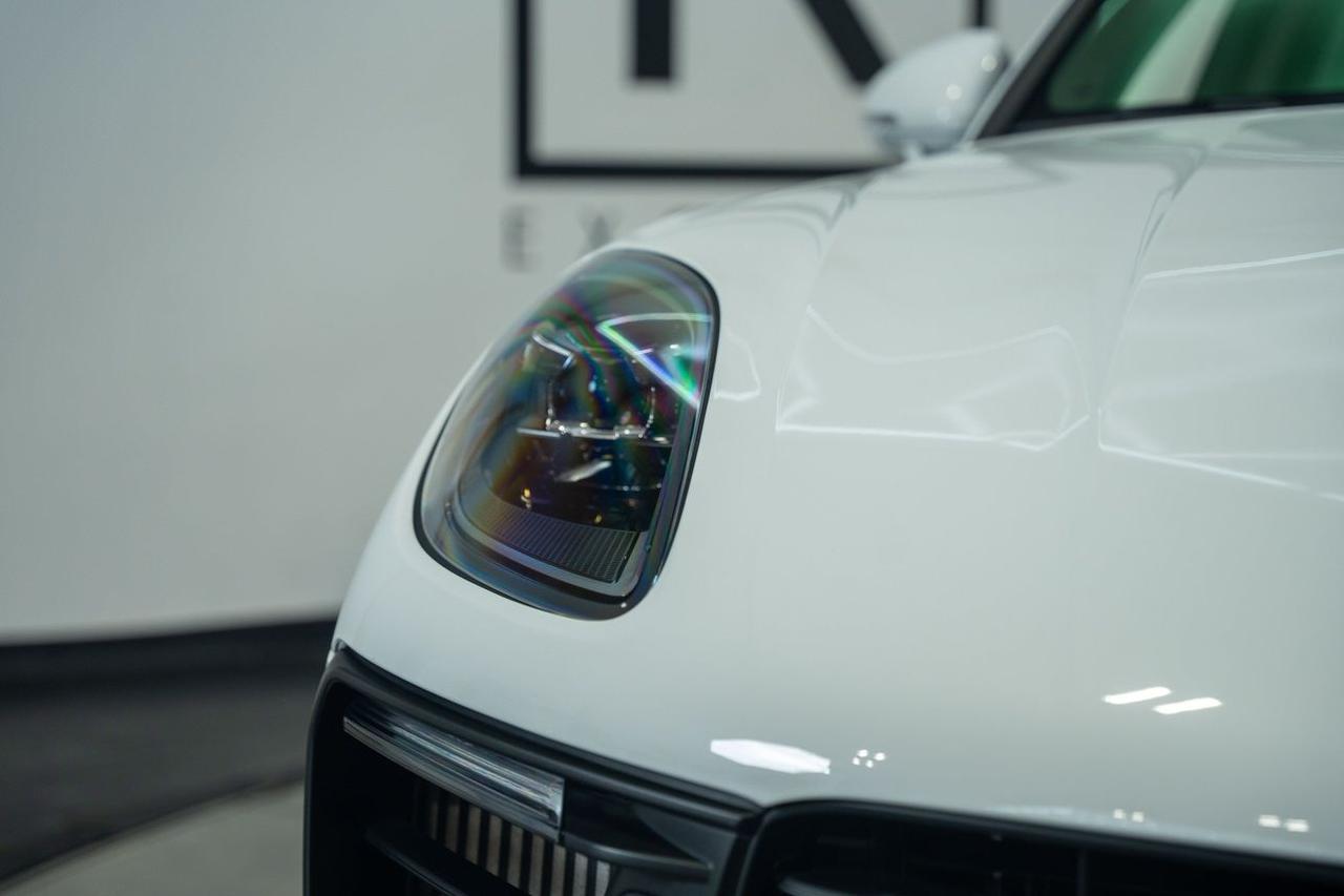 2024 Porsche Macan GTS Sport Utility 4D St. Louis MO