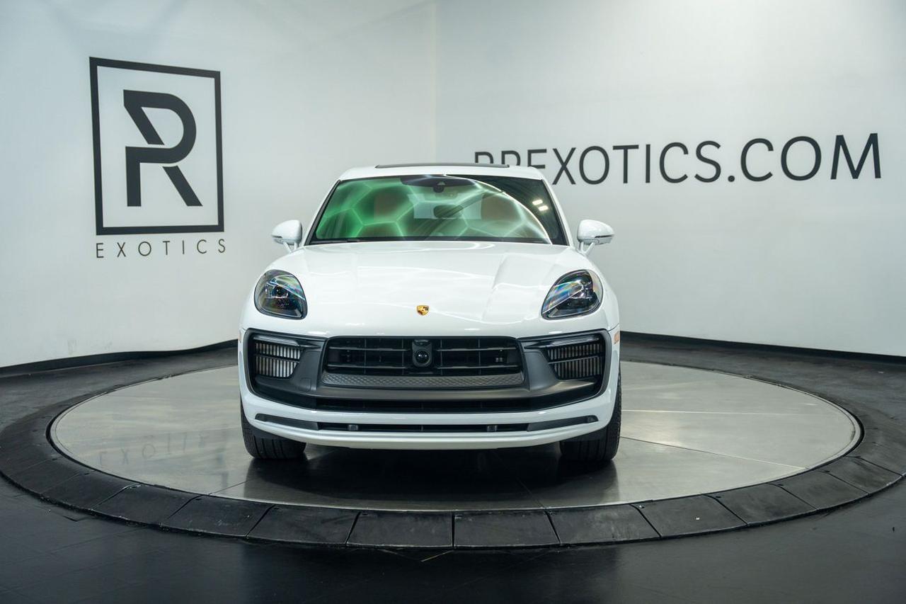 2024 Porsche Macan GTS Sport Utility 4D St. Louis MO