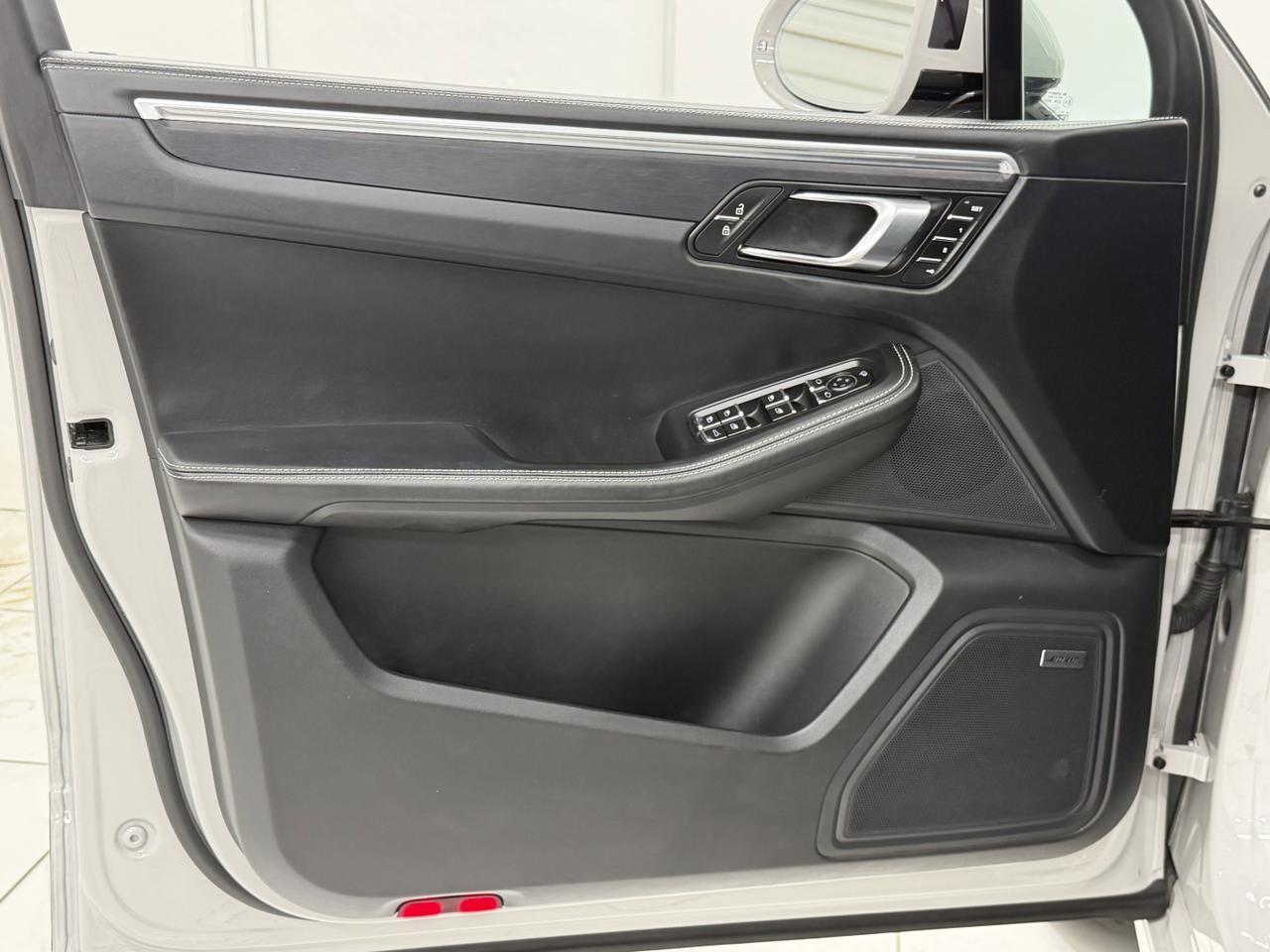 2024 Porsche Macan Gts Newark DE