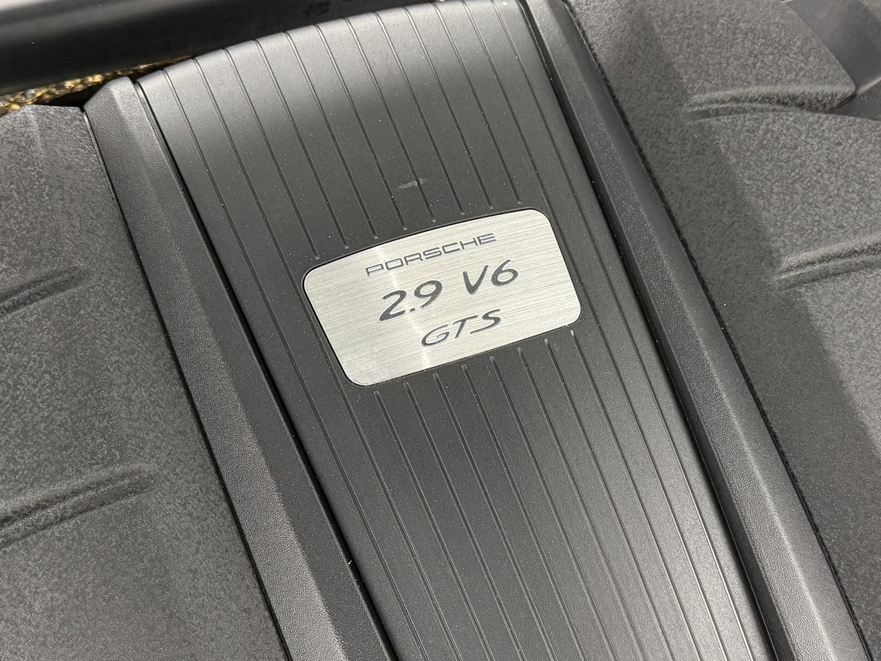 2024 Porsche Macan Gts Newark DE