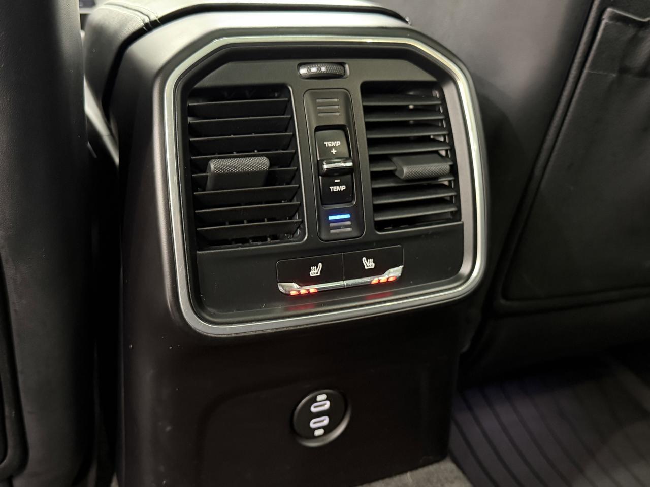 2024 Porsche Macan Gts Newark DE