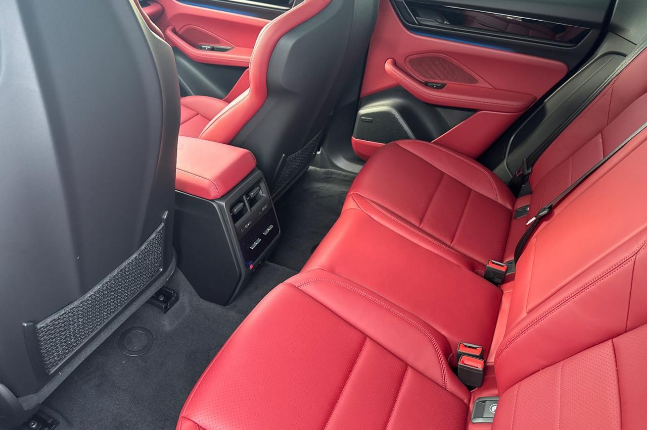 2024 Porsche Macan MACAN 4 San Luis Obispo CA