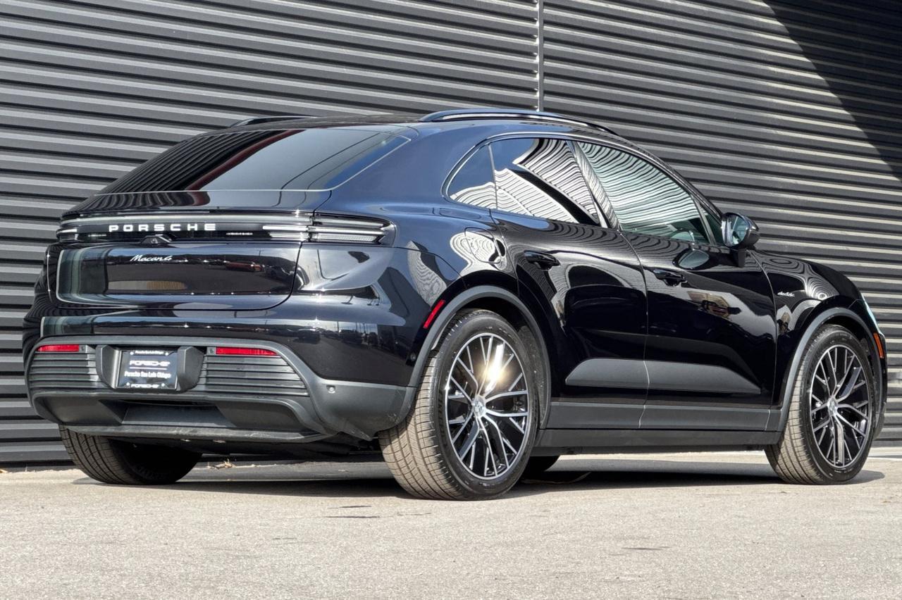2024 Porsche Macan MACAN 4 San Luis Obispo CA