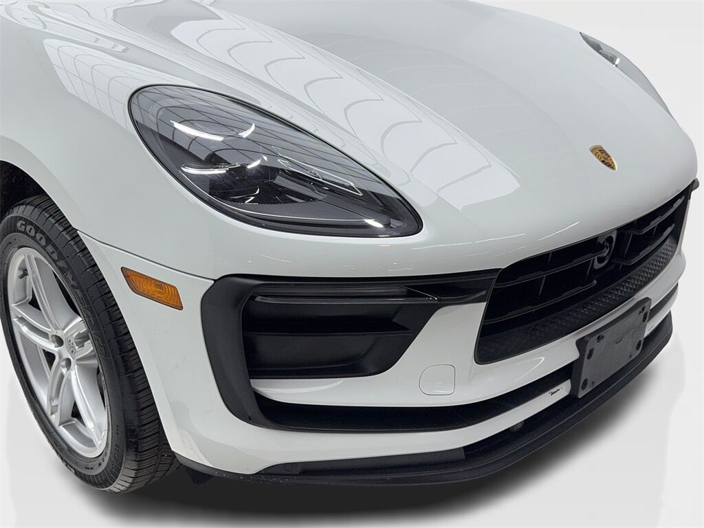 2024 Porsche Macan NAV,CAM,PANO,HTD STS,BLIND SPOT,19&quot; WHLS Plano TX