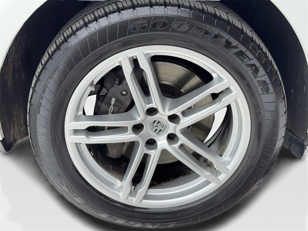 2024 Porsche Macan NAV,CAM,PANO,HTD STS,BLIND SPOT,19&quot; WHLS Plano TX