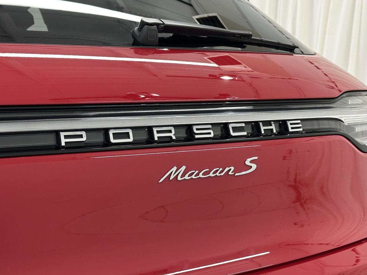 2024 Porsche Macan S Newark DE