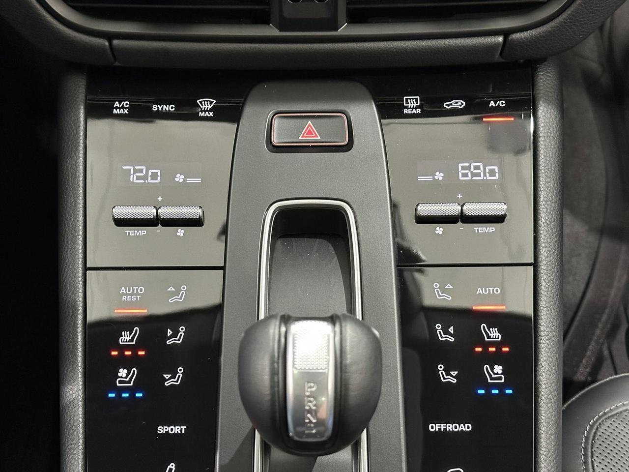 2024 Porsche Macan S Newark DE